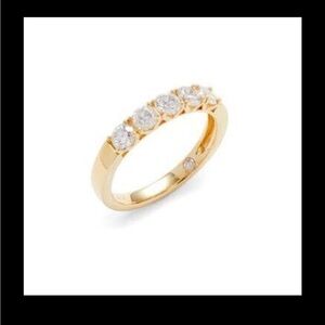 Elegant 14K Yellow Gold and Diamond Women's Ring